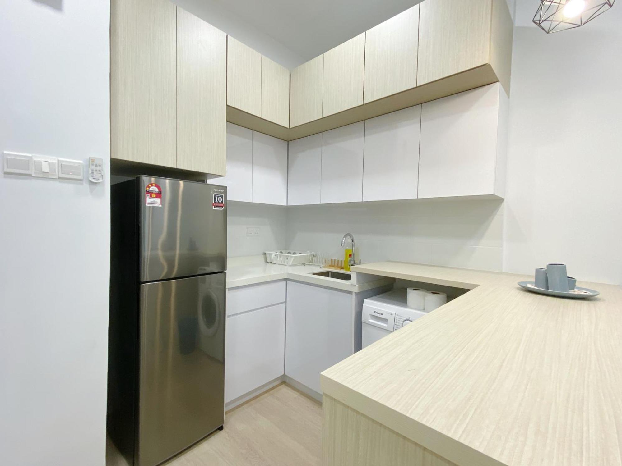 Large At The Colony Infinitum By The Relaxstay *